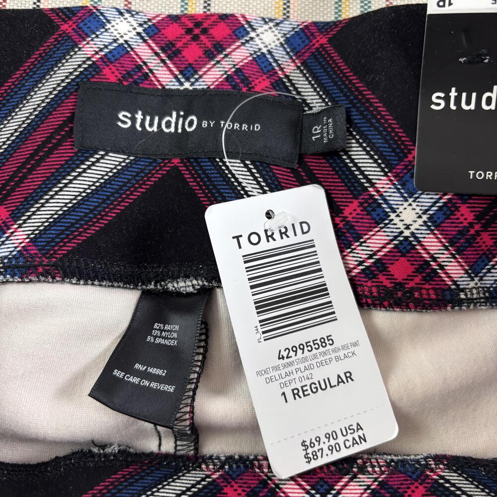 NEW Torrid Pants Womens 1 Regular Black Plaid Pull-On Pocket Pixie Ponte Skinny - Picture 5 of 13